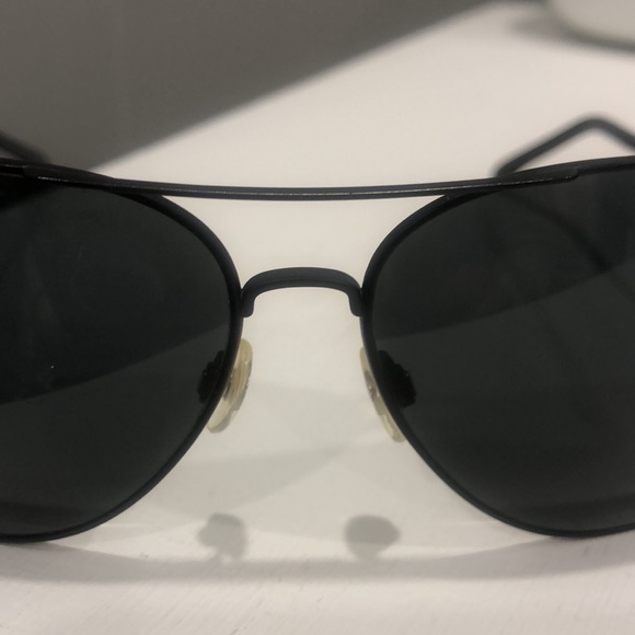 Chanel pilot sunglasses - Picture 5 of 9
